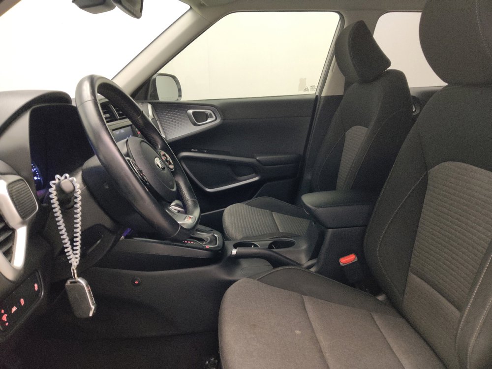 Used 2020 Kia Soul GT-Line FWD image 17
