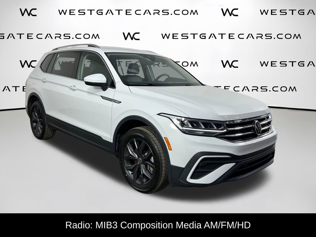 Used 2024 Volkswagen Tiguan SE image 2