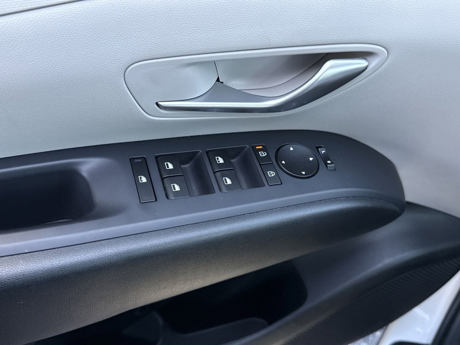 Certified 2025 Hyundai Tucson SE FWD image 15