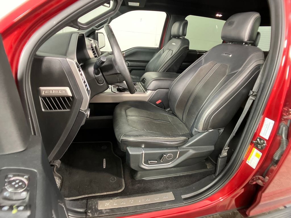 Used 2015 Ford F150 Platinum w/ Equipment Group 701A Luxury image 31