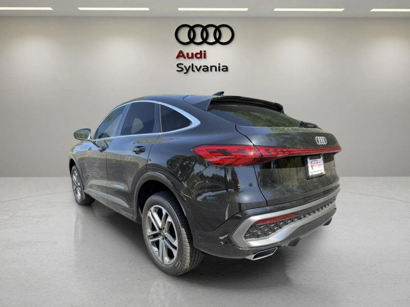New 2026 Audi Q5 Premium Plus w/ Premium Plus AWD/4WD image 5