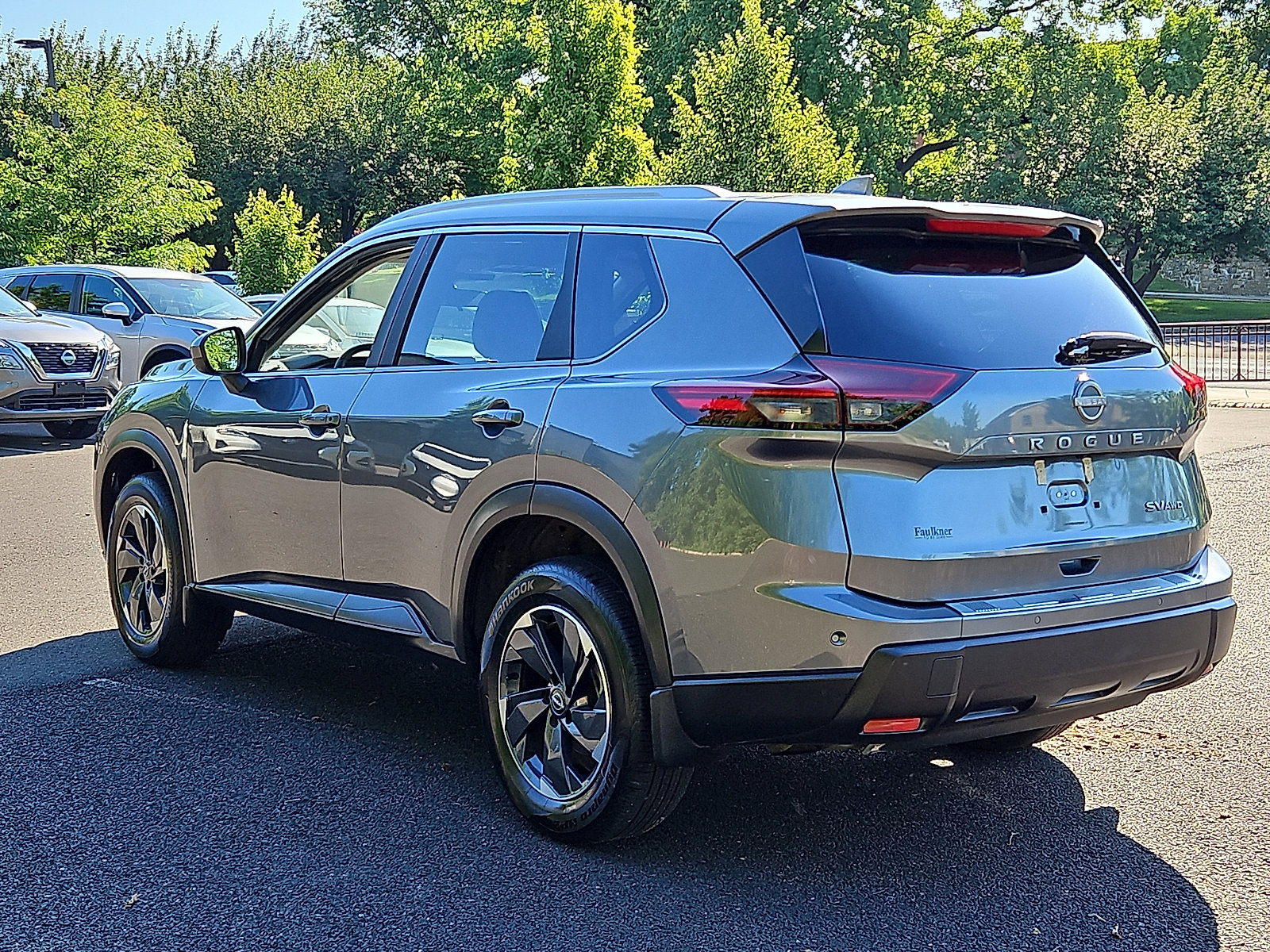 Certified 2024 Nissan Rogue SV w/ SV Premium Package AWD/4WD image 4