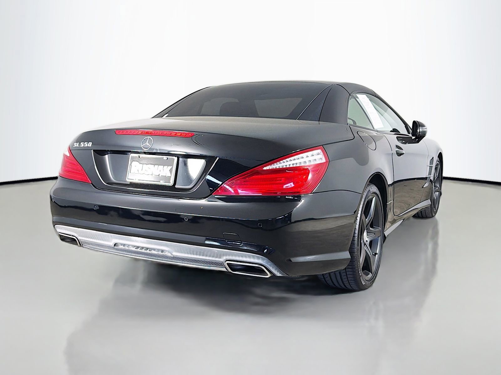 Used 2014 Mercedes-Benz SL 550 image 7