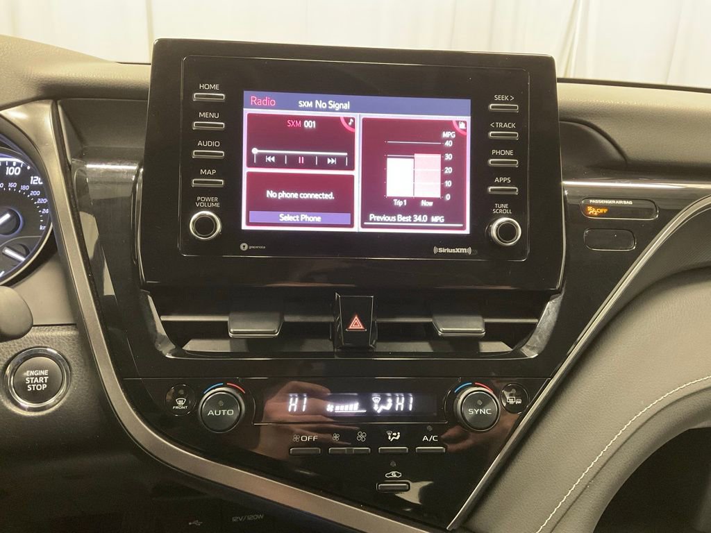 Used 2024 Toyota Camry SE image 20