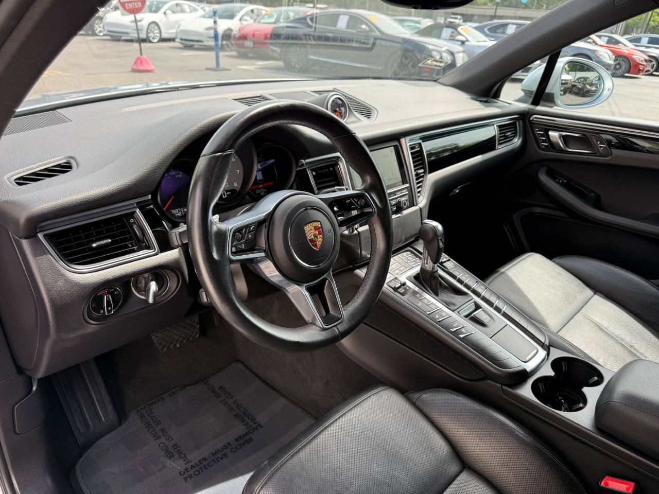 Used 2015 Porsche Macan S AWD/4WD image 28