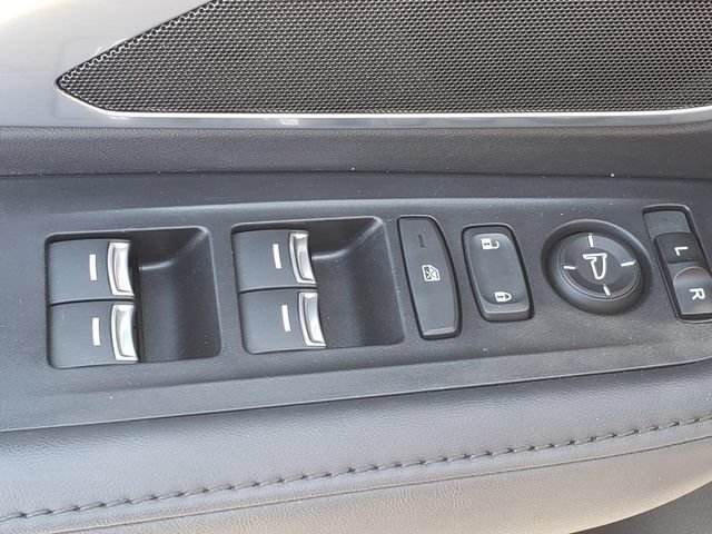 Used 2023 Acura RDX AWD image 31