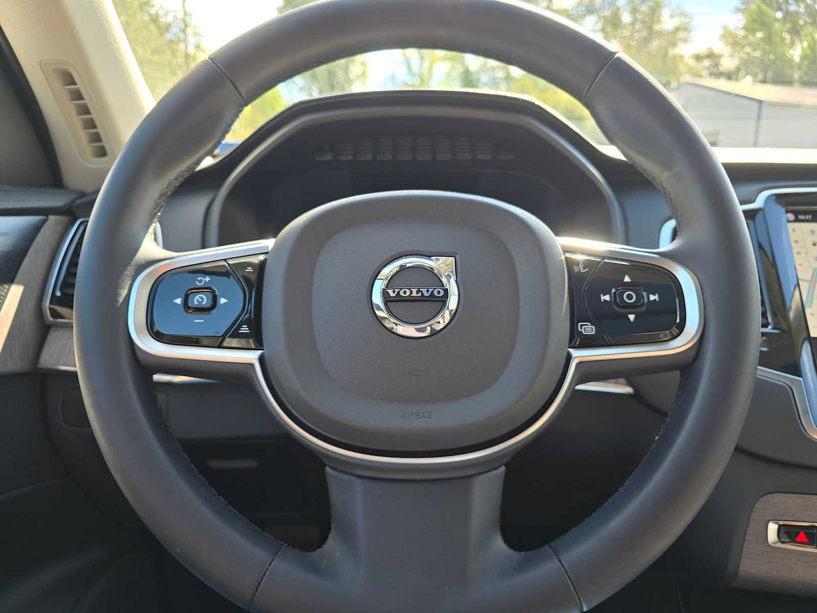 Used 2023 Volvo XC90 B6 Ultimate w/ Protection Package Premier AWD/4WD image 26