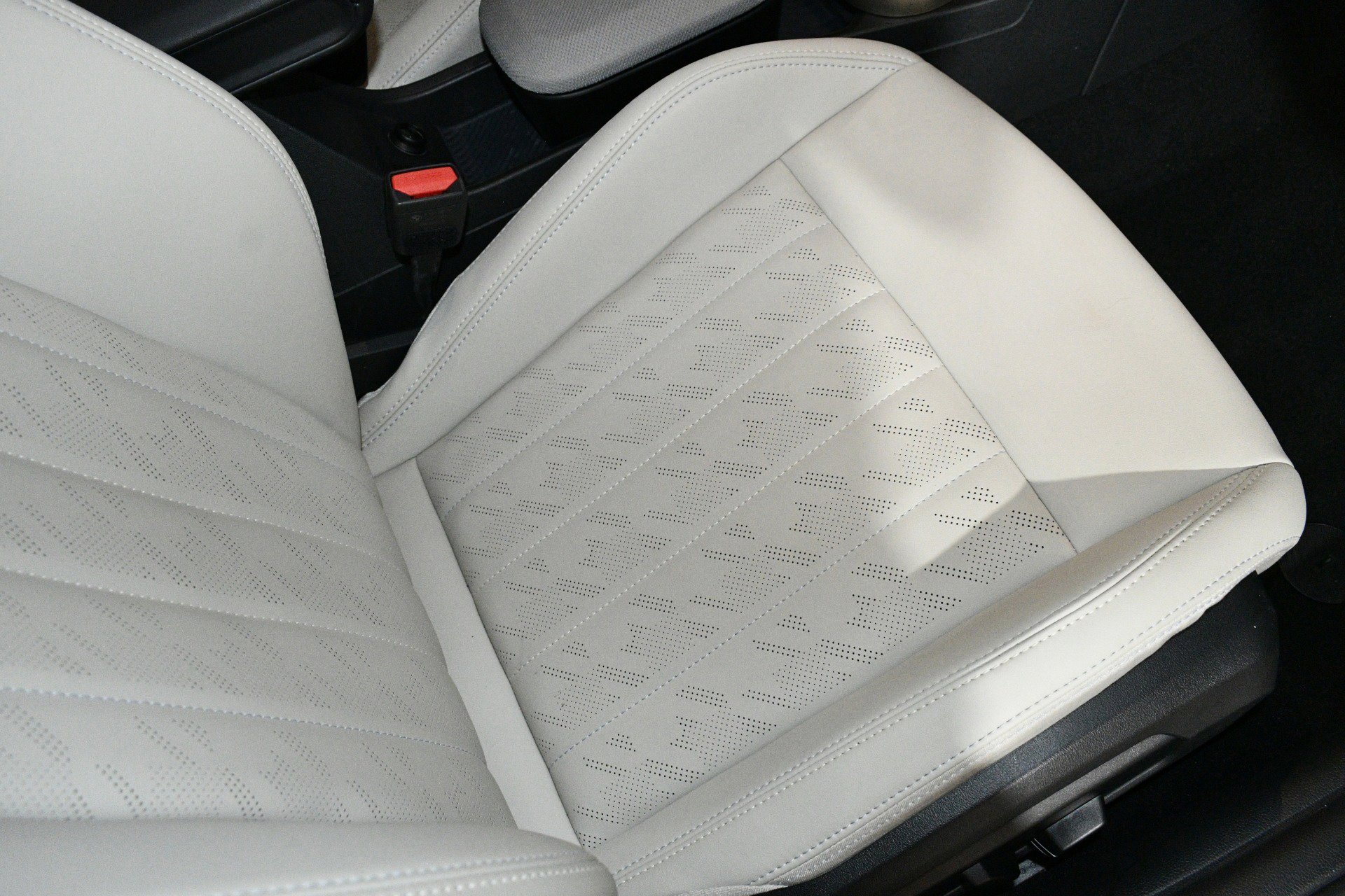 Used 2025 MINI Cooper S image 12