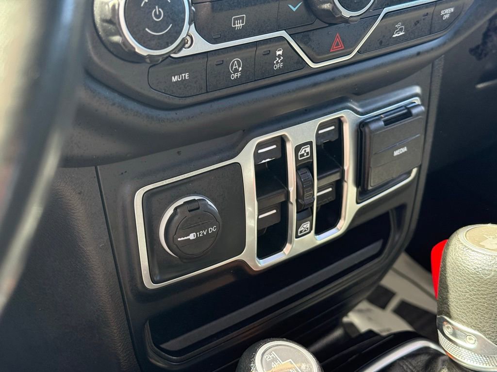 Used 2021 Jeep Wrangler Unlimited Sport AWD/4WD image 22