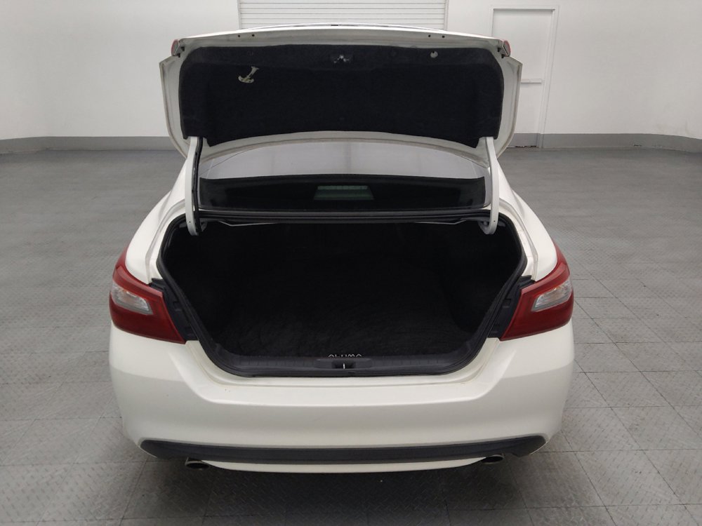 Used 2018 Nissan Altima 2.5 SL FWD image 29
