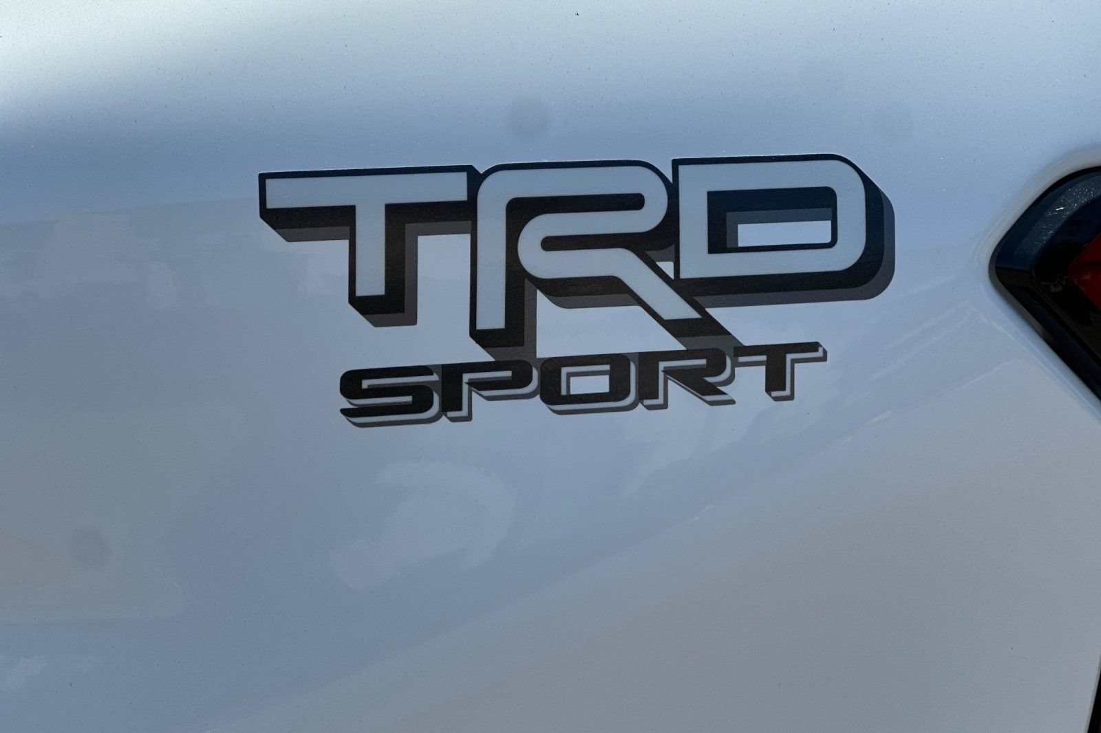 Used 2025 Toyota Tacoma TRD Sport AWD/4WD image 30