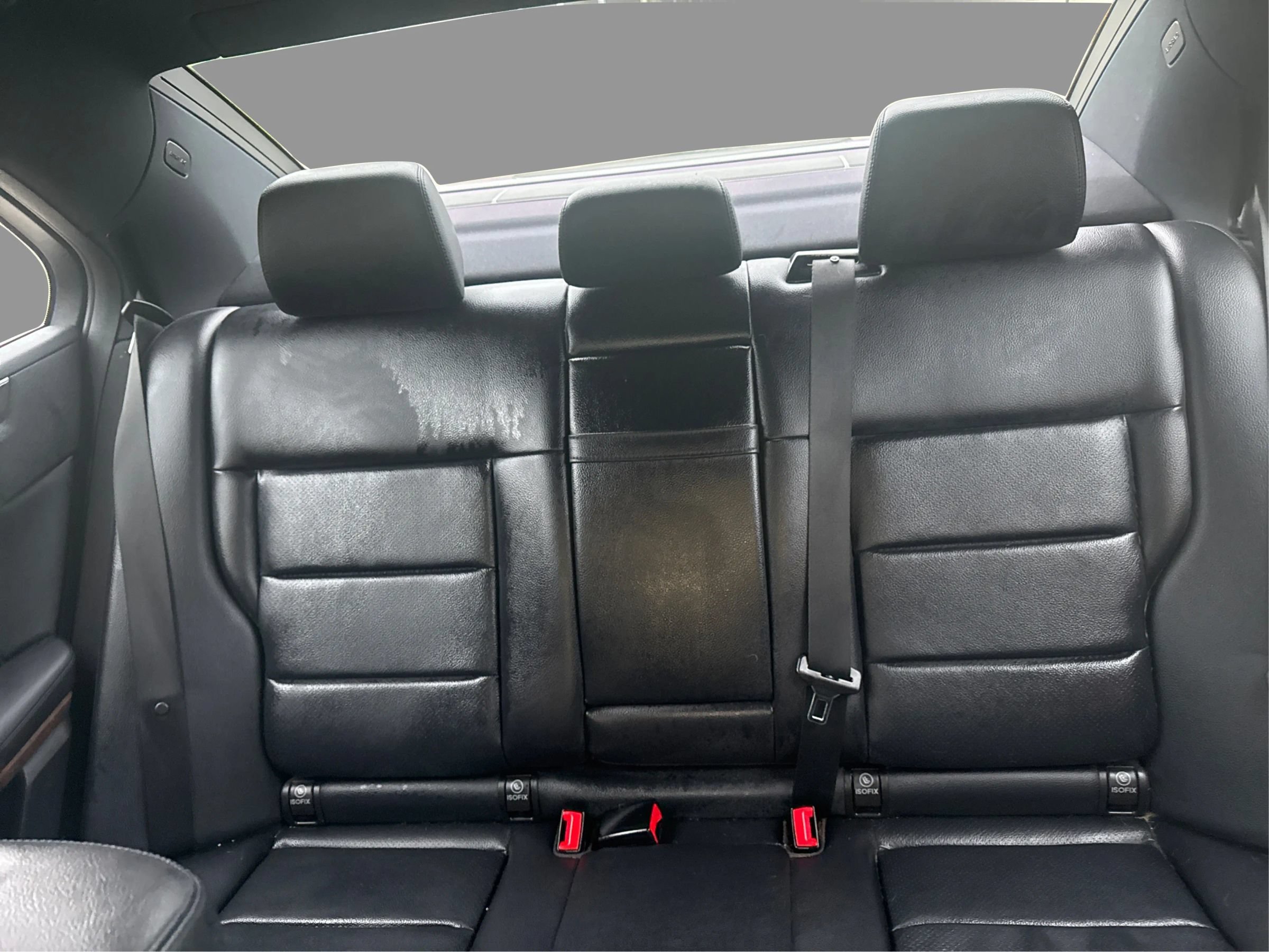 Used 2011 Mercedes-Benz E 350 4MATIC Sedan image 27