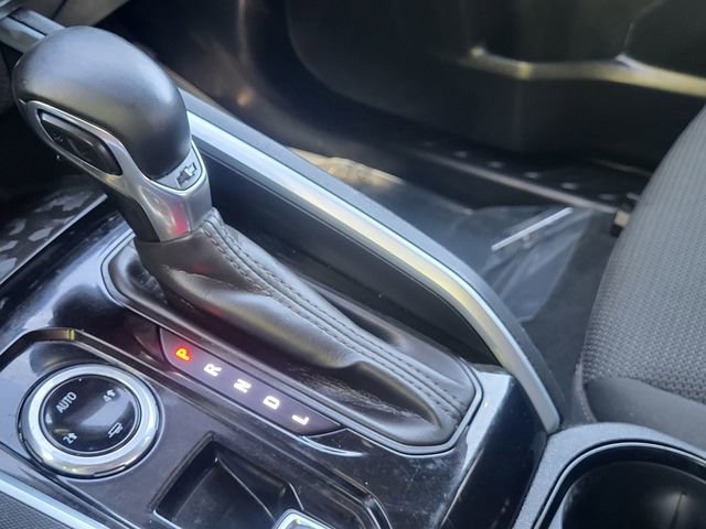 Used 2025 Chevrolet Colorado LT image 14