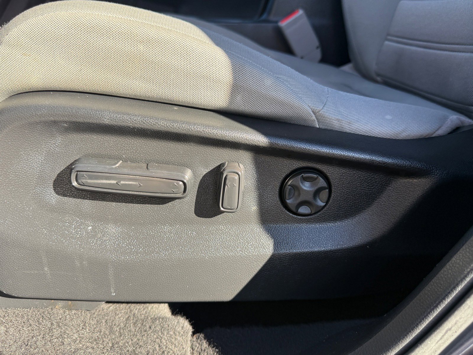 Used 2019 Honda CR-V EX image 12