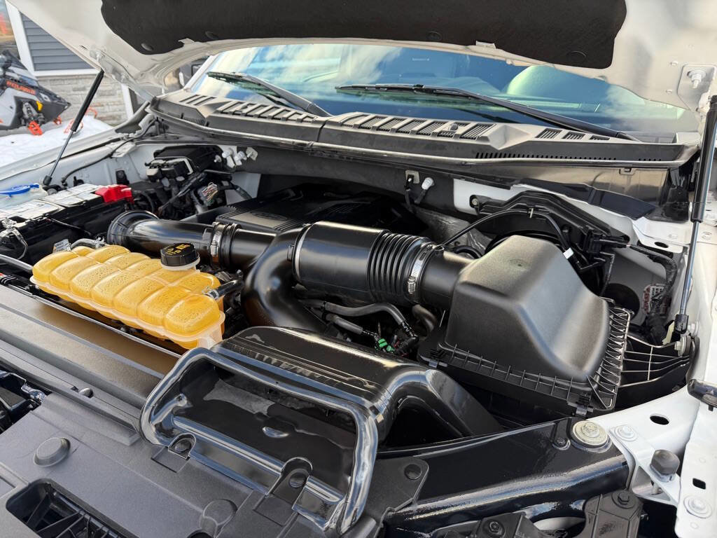 Used 2017 Ford F150 Platinum w/ Equipment Group 701A Luxury AWD/4WD image 69