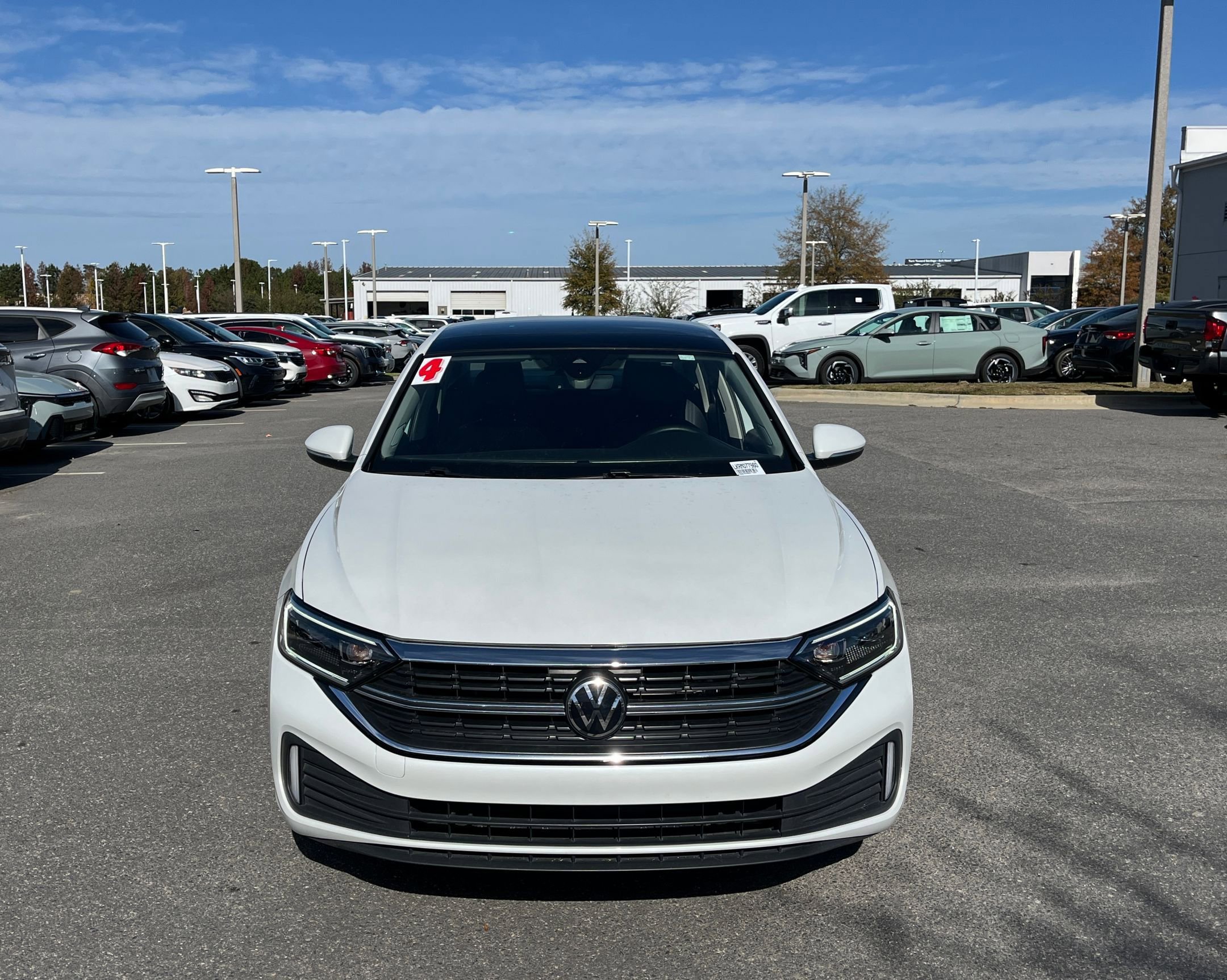 Used 2024 Volkswagen Jetta SEL image 12