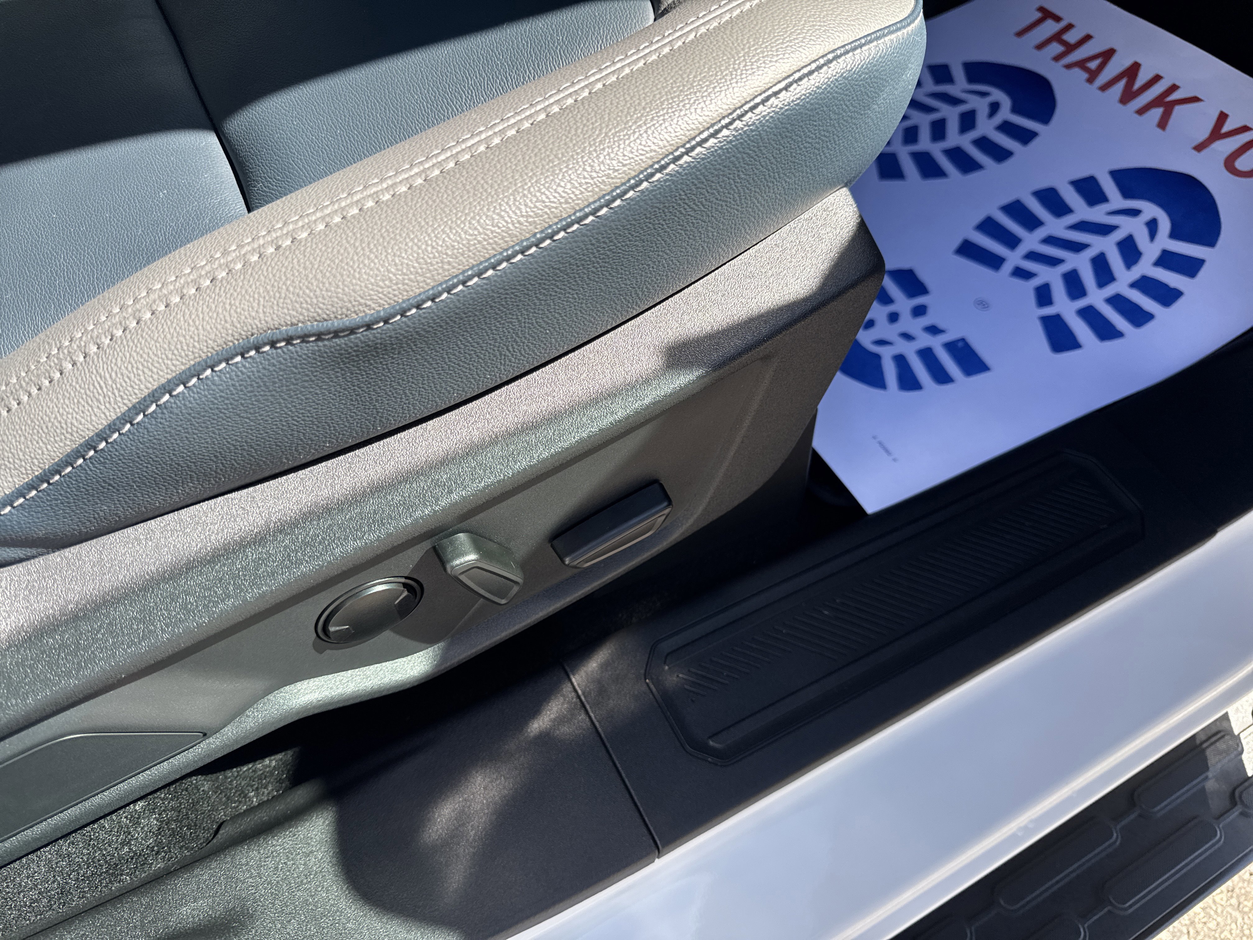 Used 2024 Ford Bronco Outer Banks image 15