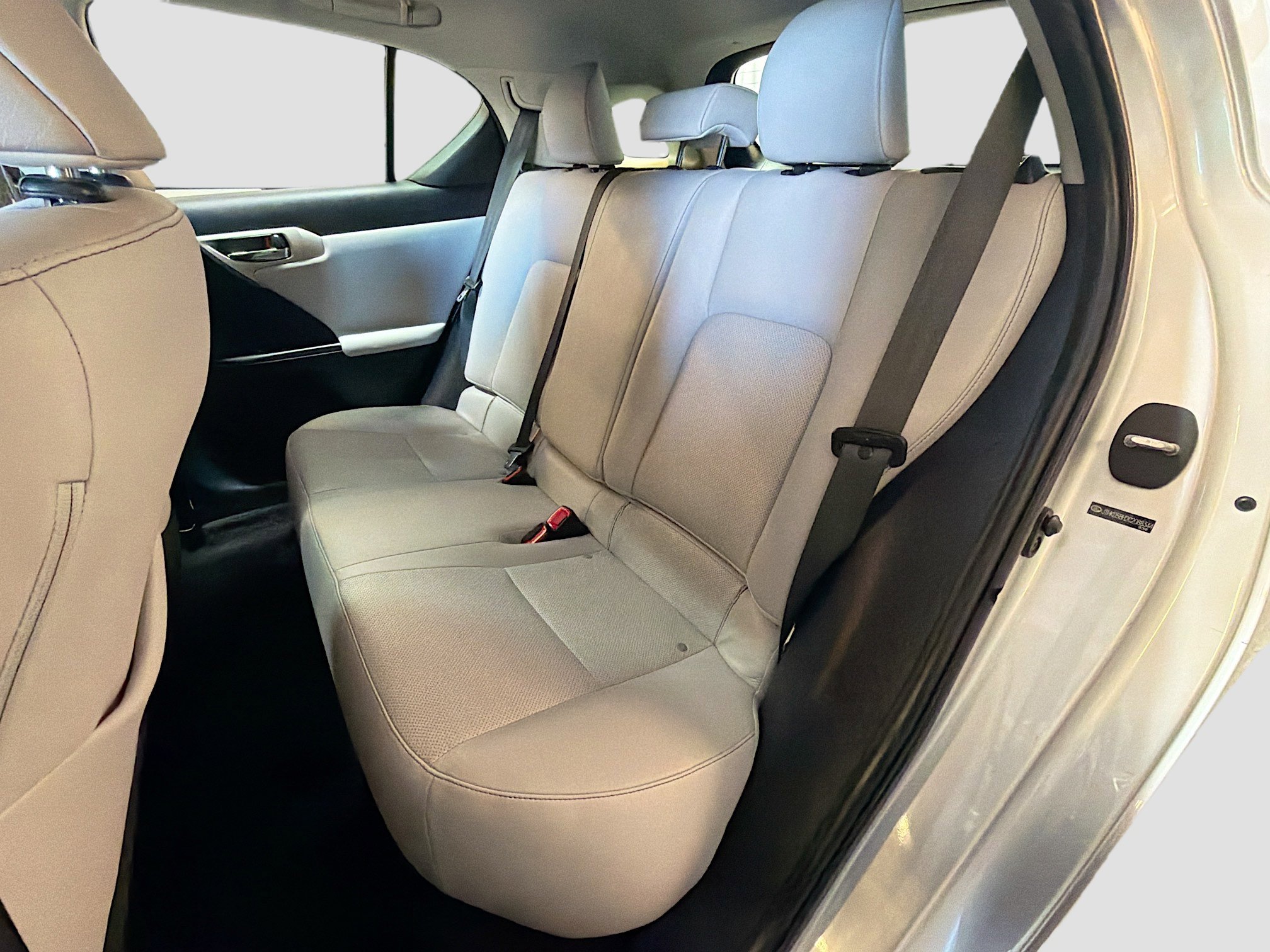 Used 2012 Lexus CT 200h Premium w/ Leather Pkg image 28