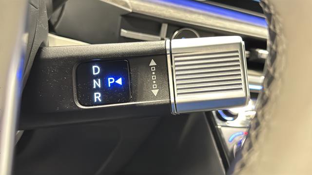 Used 2024 Hyundai Santa Fe Calligraphy AWD/4WD image 19