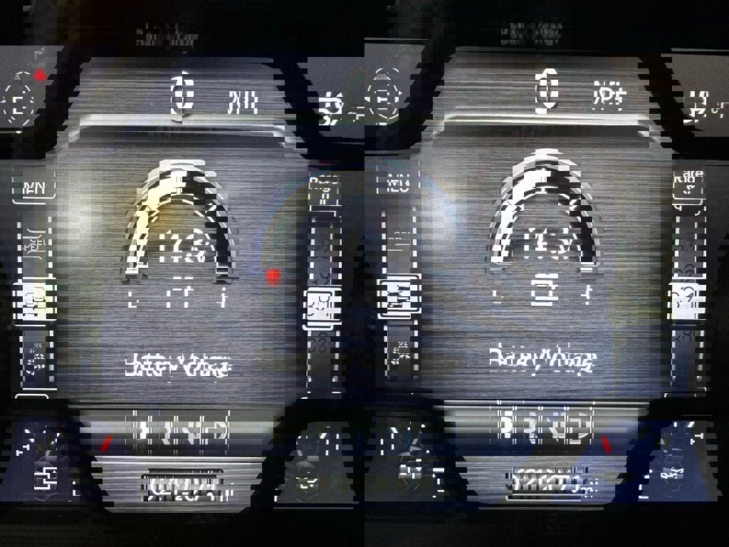 Used 2024 RAM 3500 Laramie image 24