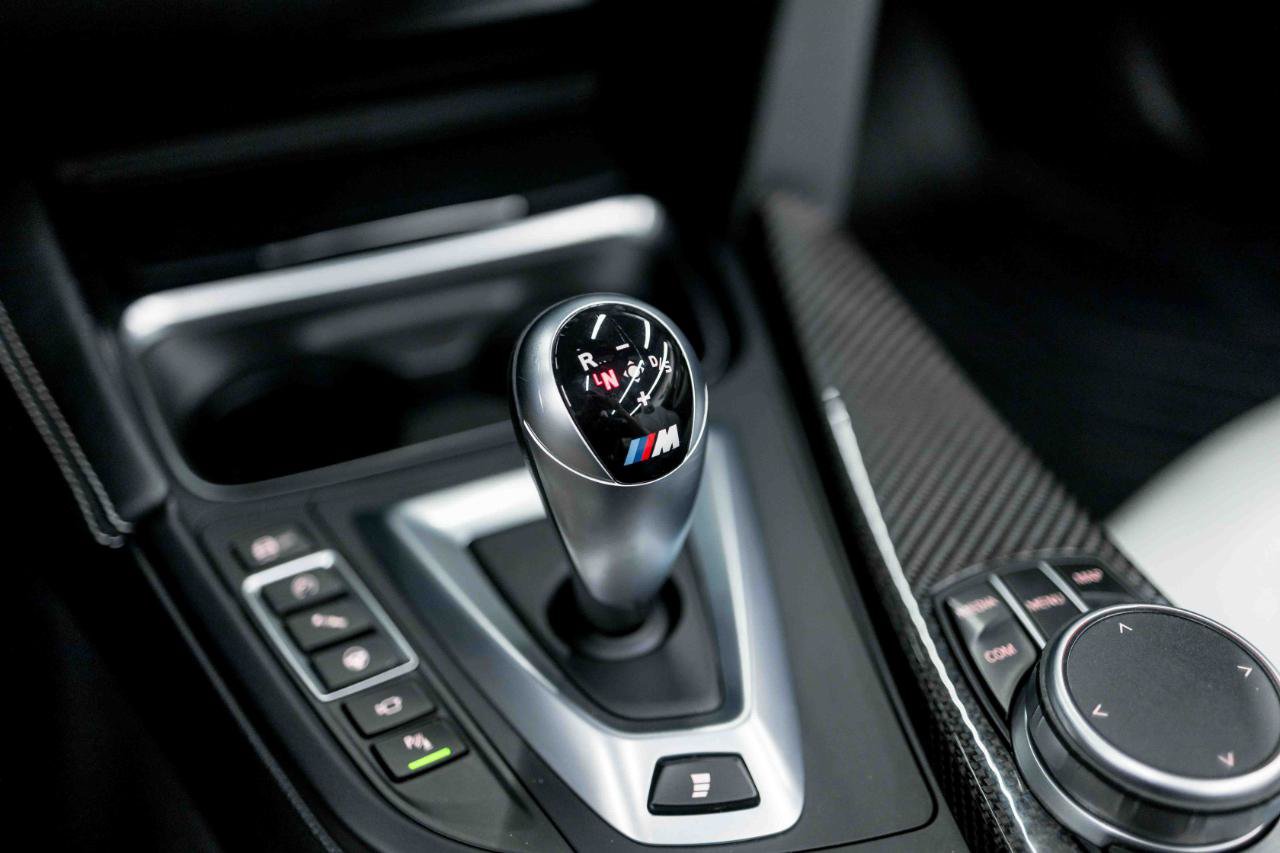 Used 2020 BMW M4 Convertible w/ Competition Package RWD image 79
