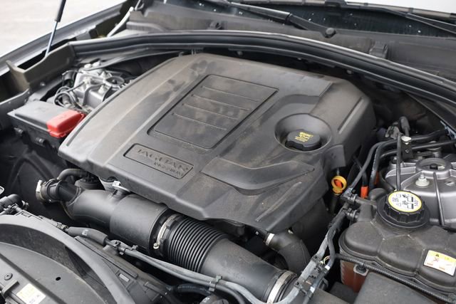 Used 2024 Jaguar F-PACE R-Dynamic S image 9