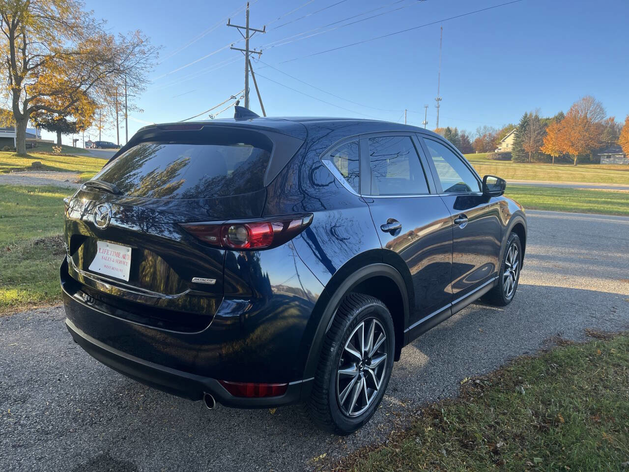 Used 2018 MAZDA CX-5 Touring w/ Preferred Equipment Package image 5