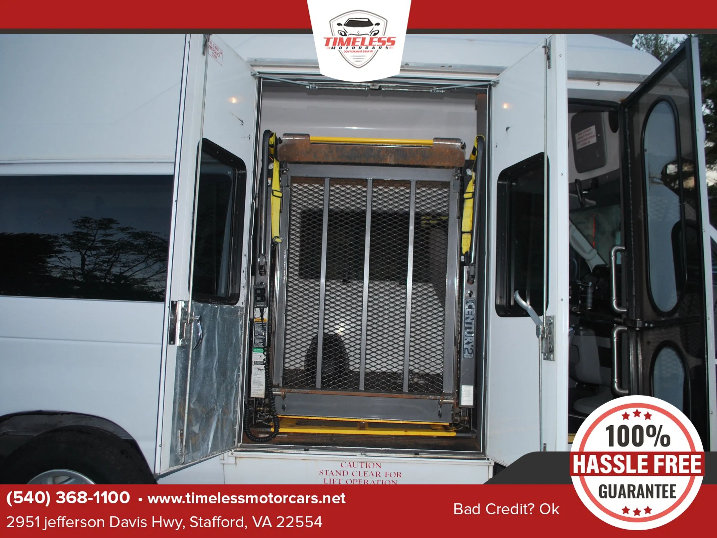 Used 2011 Ford E-350 and Econoline 350 Extended Super Duty RWD image 1
