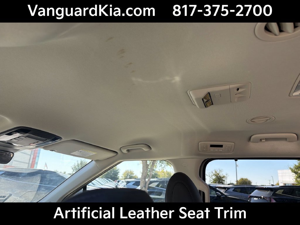 Certified 2024 Kia Carnival EX FWD image 18