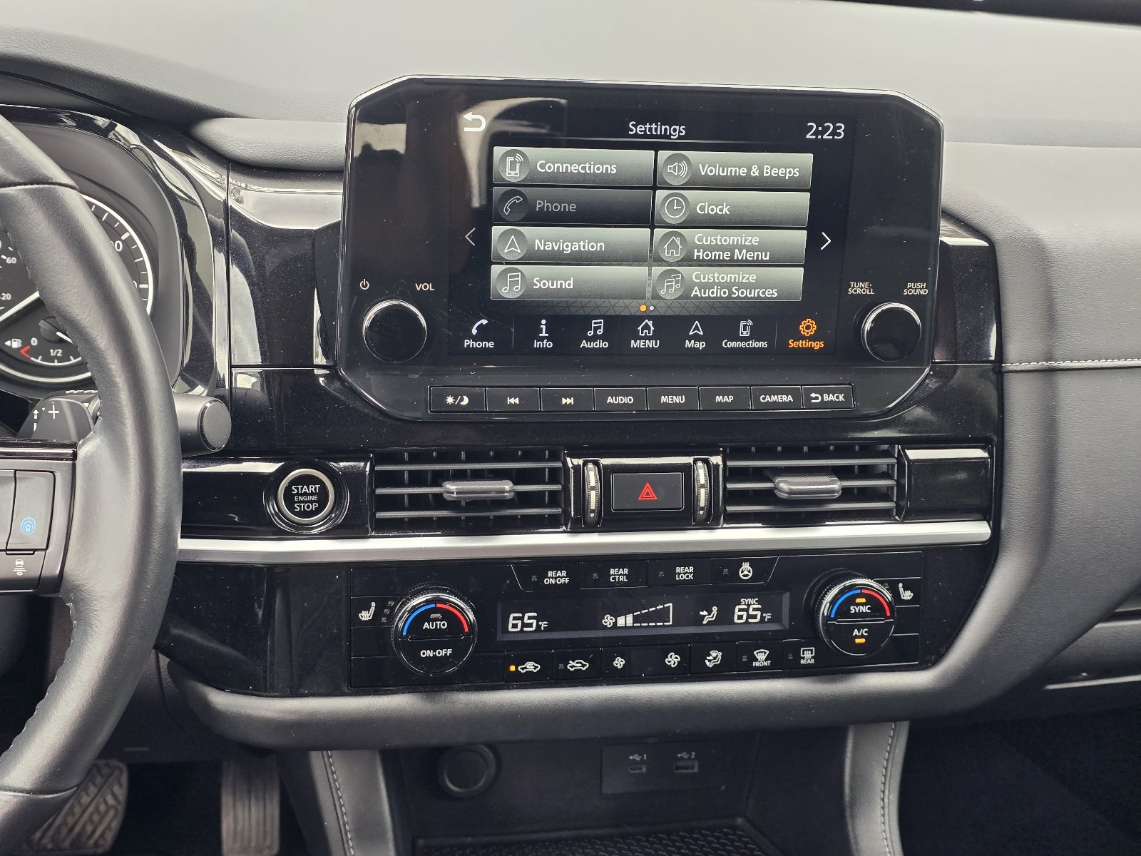 Used 2022 Nissan Pathfinder SL image 16