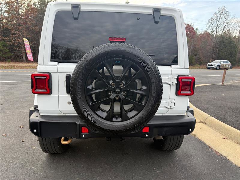 Used 2019 Jeep Wrangler Unlimited Sahara image 4