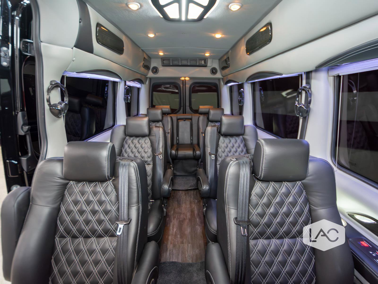 Used 2022 Mercedes-Benz Sprinter 2500 image 17