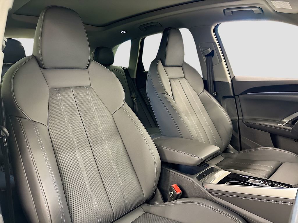 New 2025 Audi Q5 Premium Plus image 15