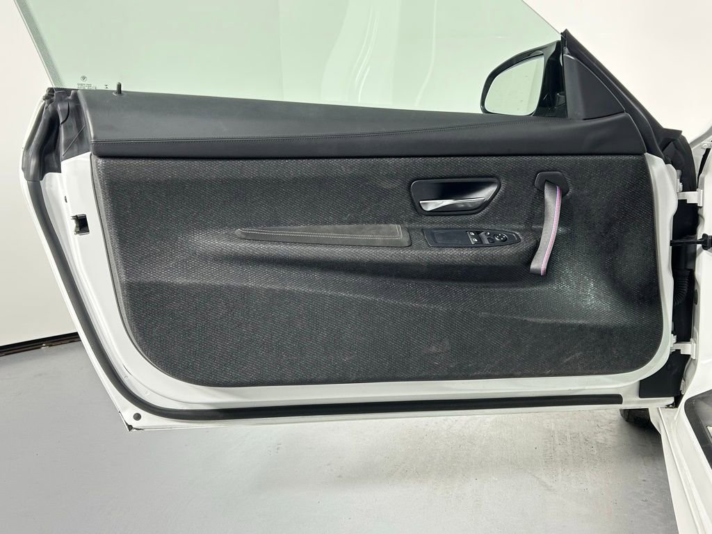 Used 2016 BMW M4 GTS RWD image 27