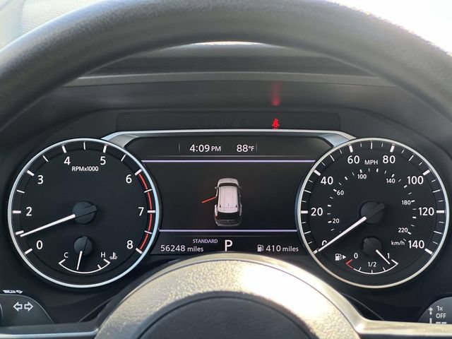 Used 2024 Nissan Rogue SV FWD image 25
