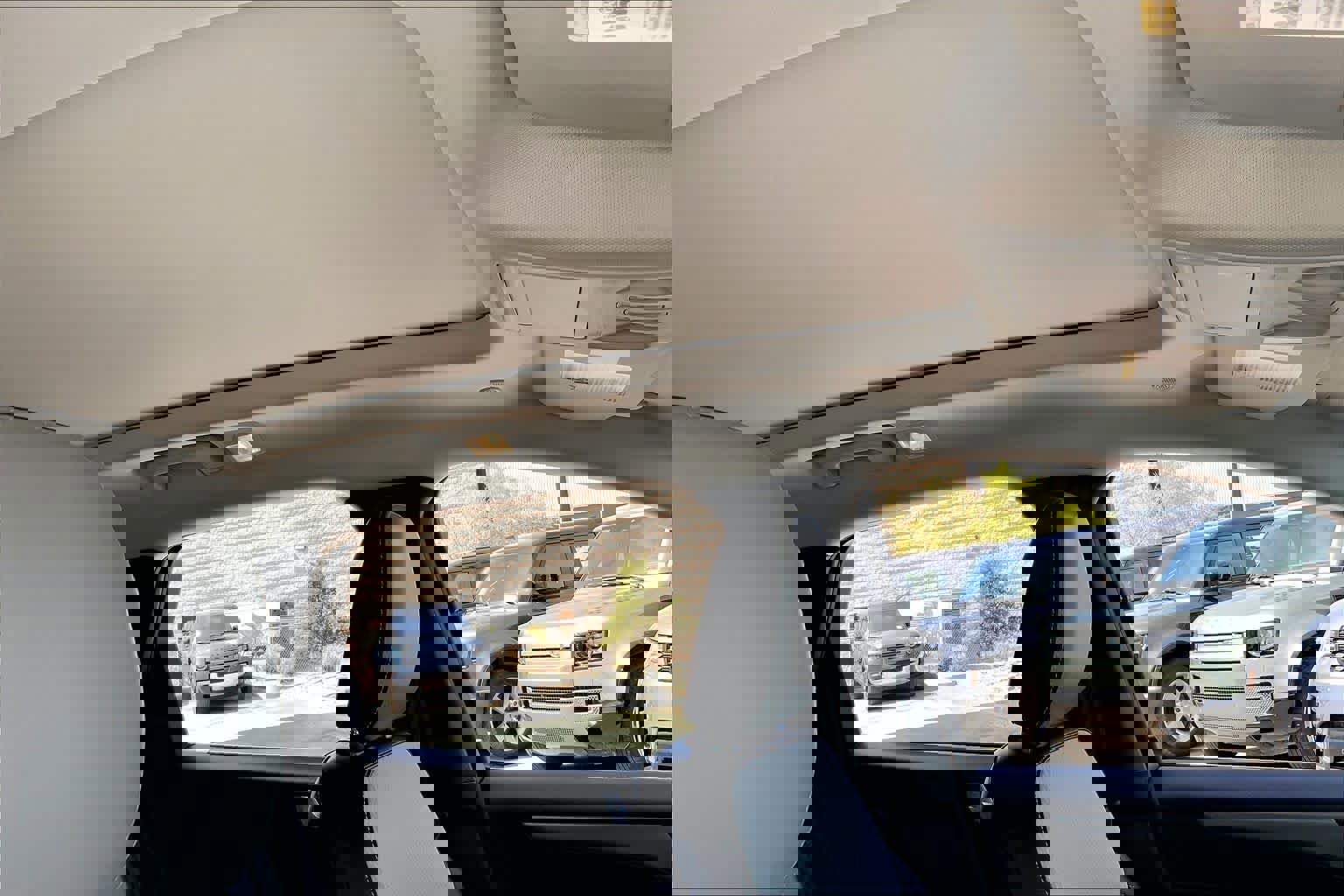 Used 2025 Ford Escape SE w/ Class II Trailer Tow Package image 13