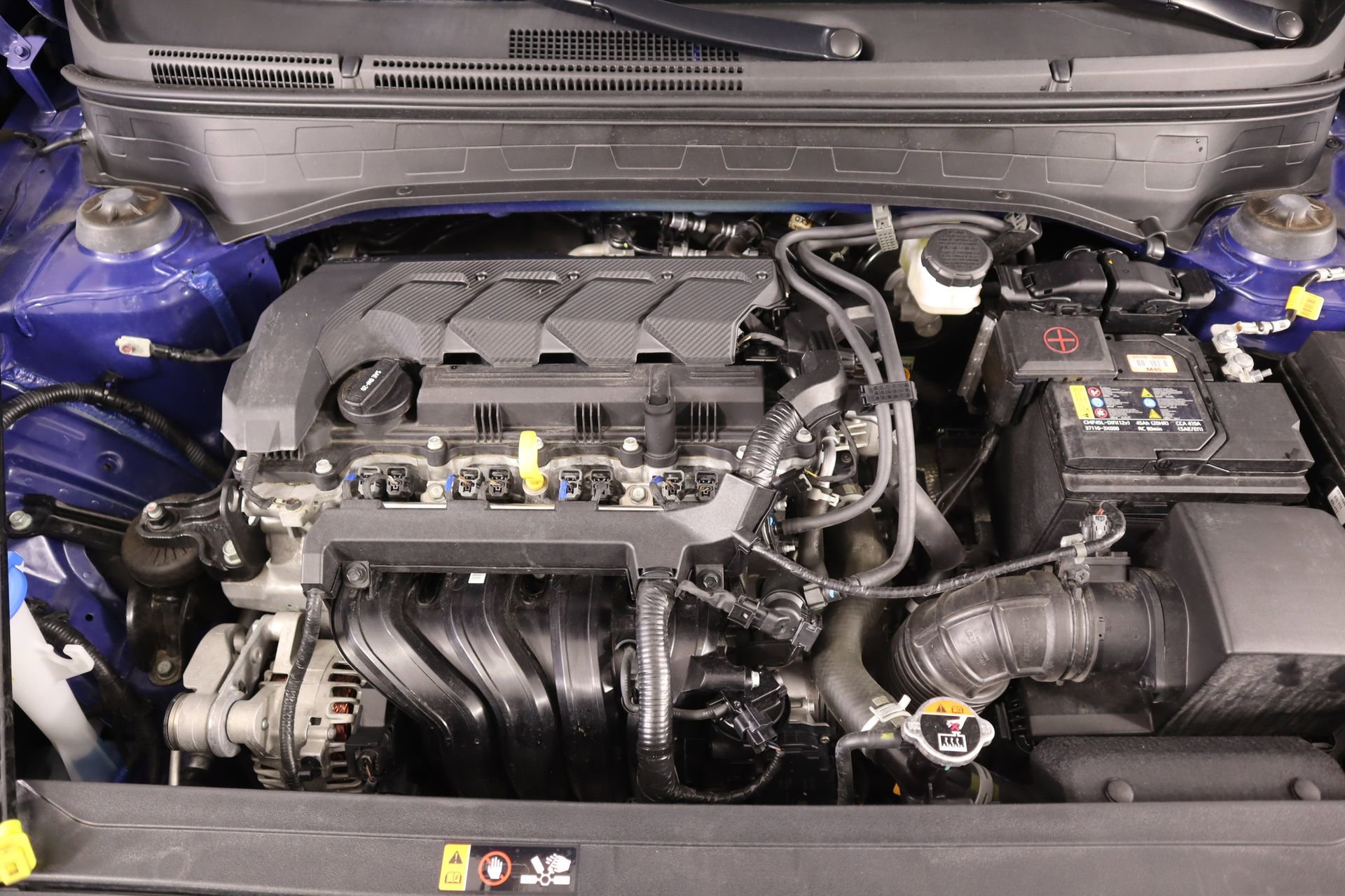 Used 2025 Hyundai Venue SEL image 18