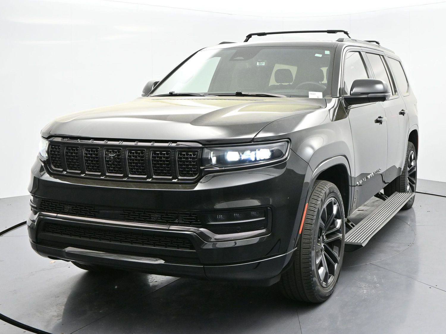 Used 2024 Jeep Grand Wagoneer Series III w/ Quick Order Packagew 28T AWD/4WD image 3