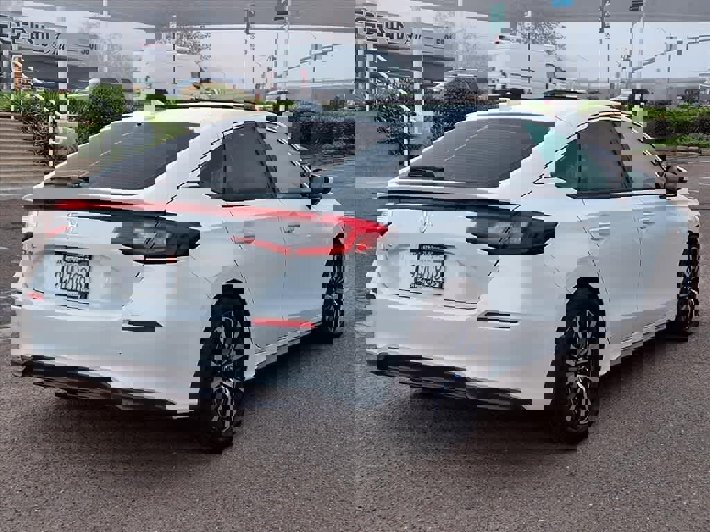 Used 2023 Honda Civic EX-L image 5