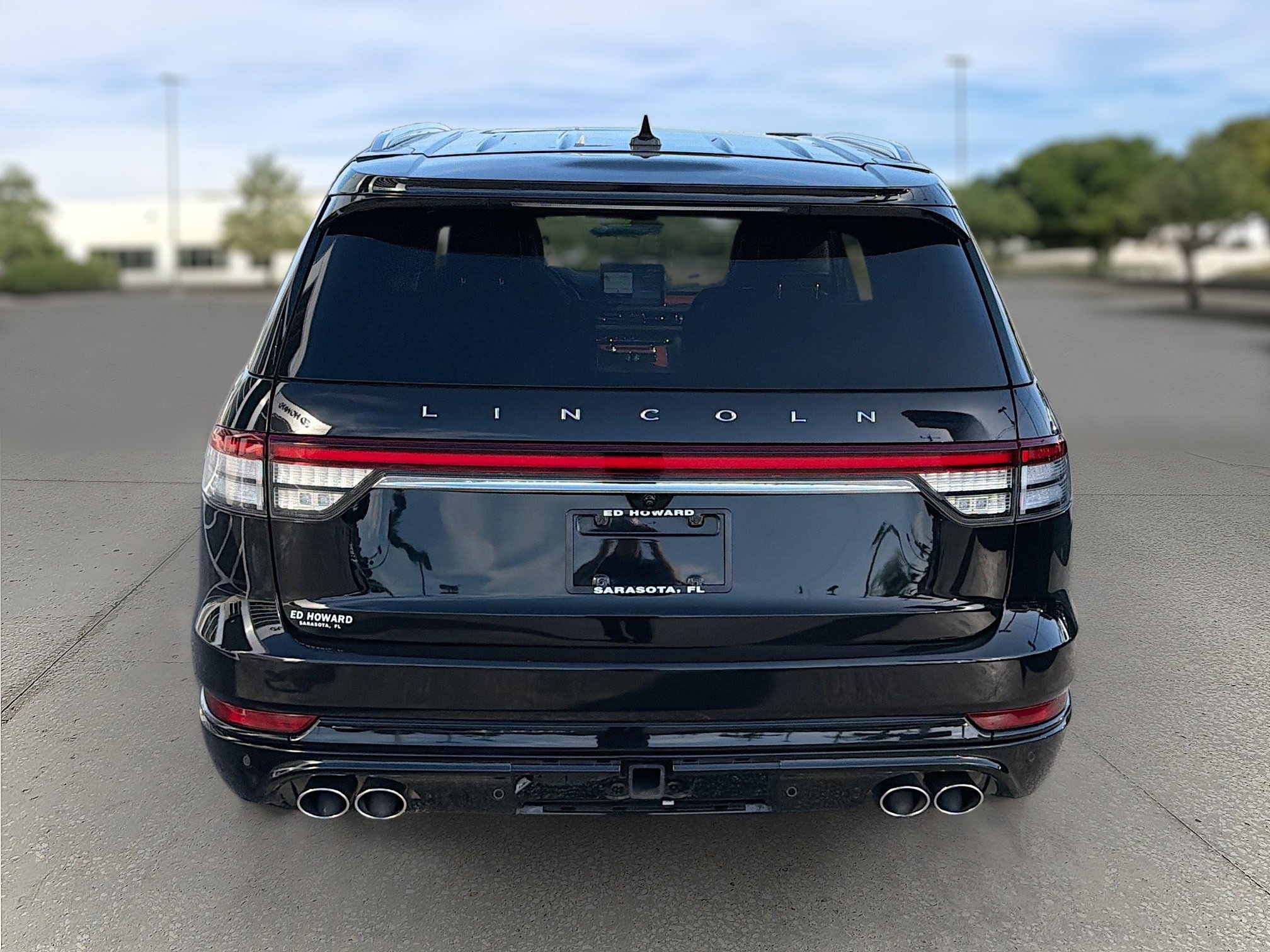 Used 2021 Lincoln Aviator Reserve w/ Equipment Group 210A AWD/4WD image 6