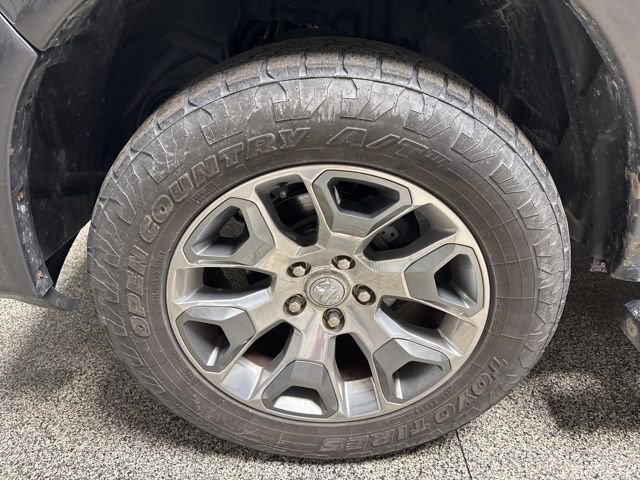 Used 2017 RAM 1500 Limited image 3