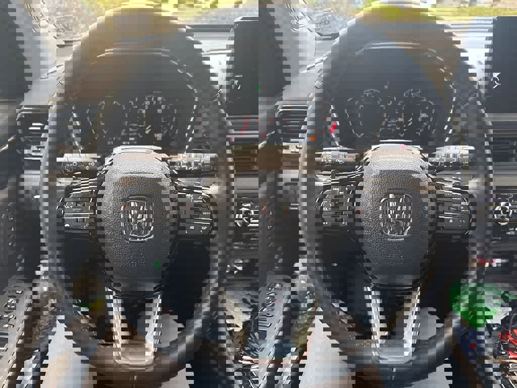 Used 2023 Honda Pilot Touring image 12