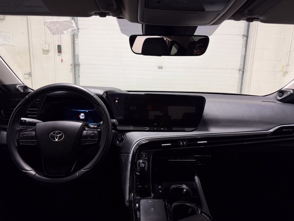 Used 2023 Toyota Mirai w/ Advanced Technology Package RWD image 38