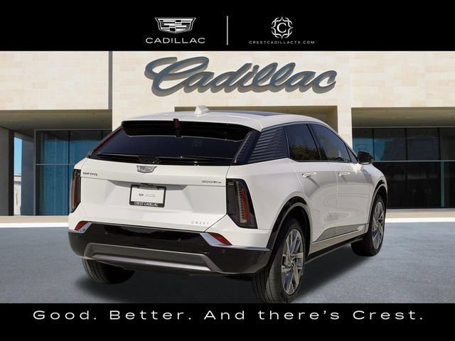 Used 2025 Cadillac Optiq Luxury 2 w/ LPO, Floor Liner Package AWD/4WD video 3