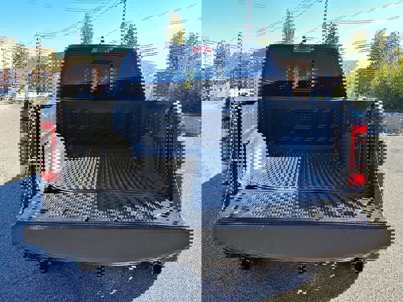 Used 2023 RAM 1500 Laramie image 29