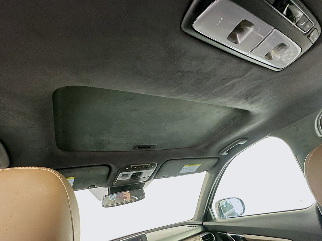 Used 2021 Kia Telluride SX w/ SX Prestige Package image 23