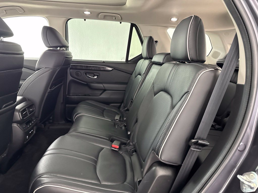 Used 2023 Honda Pilot Elite image 46