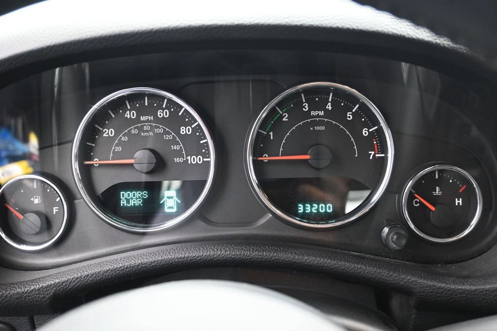 Used 2013 Jeep Wrangler Rubicon w/ PWR Convenience Group AWD/4WD image 10