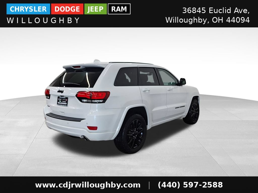 Used 2021 Jeep Grand Cherokee Laredo X AWD/4WD image 9