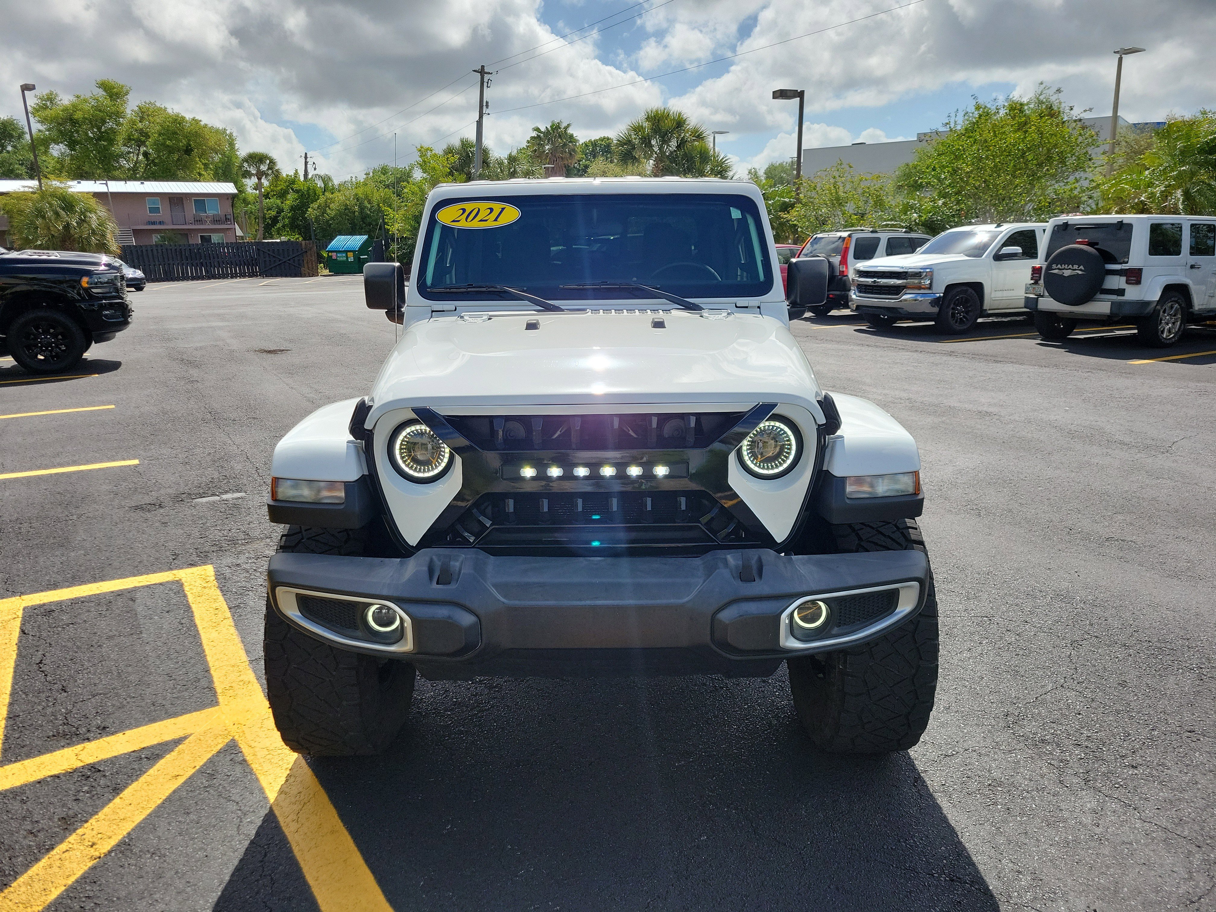 Used 2021 Jeep Gladiator Sport image 4